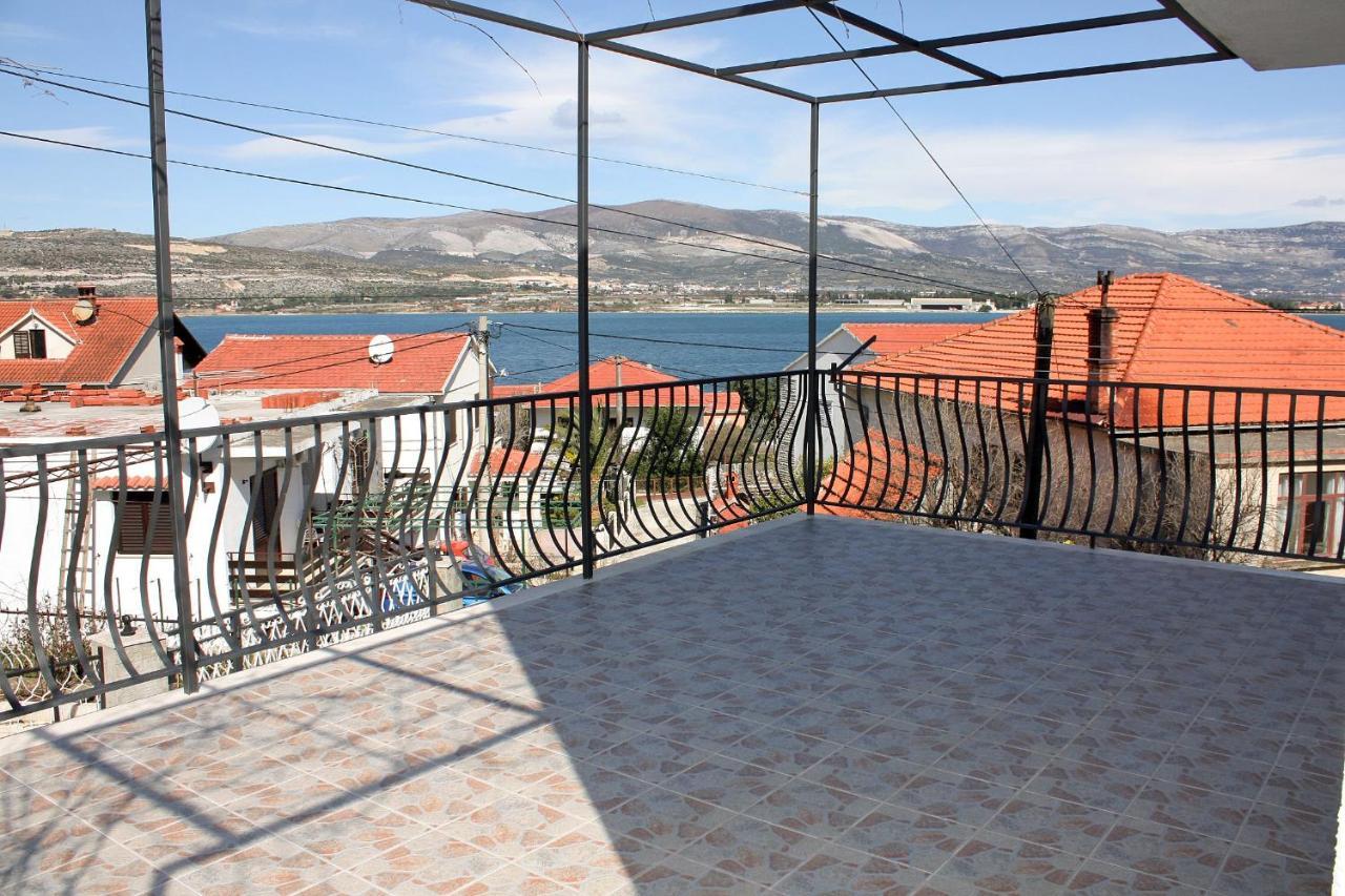 Apartments By The Sea Mastrinka, Ciovo - 4836 Трогир Екстериор снимка