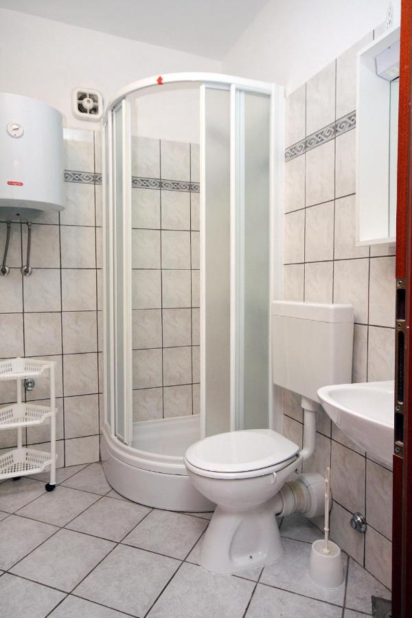 Apartments By The Sea Mastrinka, Ciovo - 4836 Трогир Екстериор снимка
