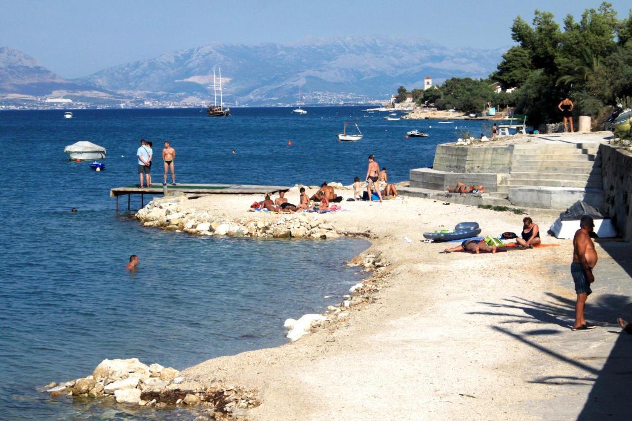 Apartments By The Sea Mastrinka, Ciovo - 4836 Трогир Екстериор снимка
