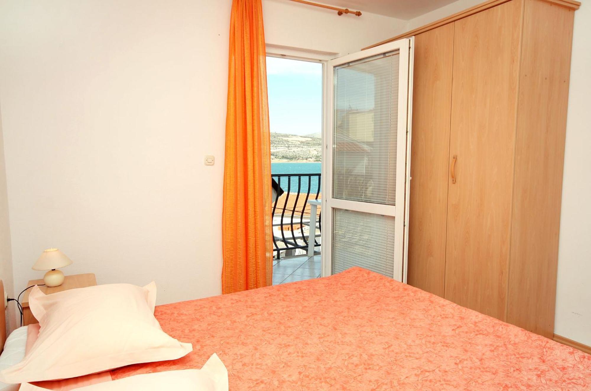 Apartments By The Sea Mastrinka, Ciovo - 4836 Трогир Стая снимка